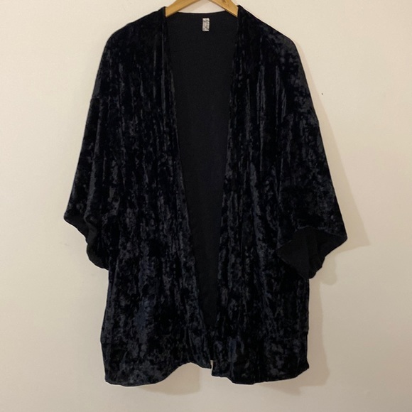 Free People Sweaters - Intimately Free People Crushed Black Velvet Kimono Robe Cardigan Oversized XS